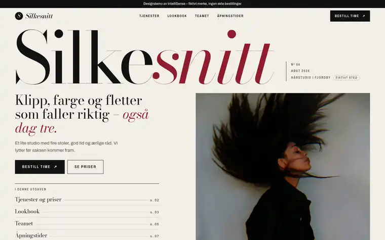 Skjermbilde av frisørdemoen Silkesnitt: lys motemagasin-forside med stor serif-logo og bilde av en kvinne som kaster håret.